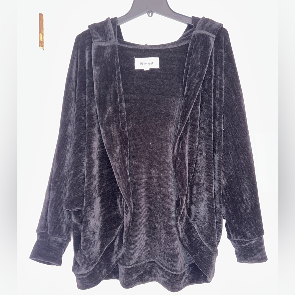 BB Dakota Sweater